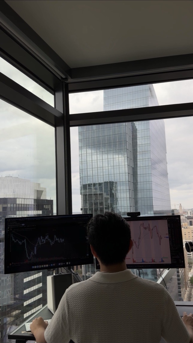 William trading at his desk